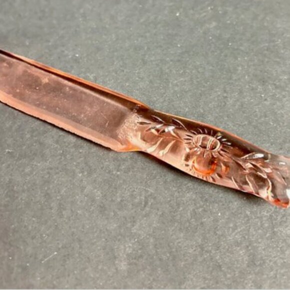 Vintage Pink Depression Glass Cake Server 9" Etched Floral Handle - Picture 4 of 11